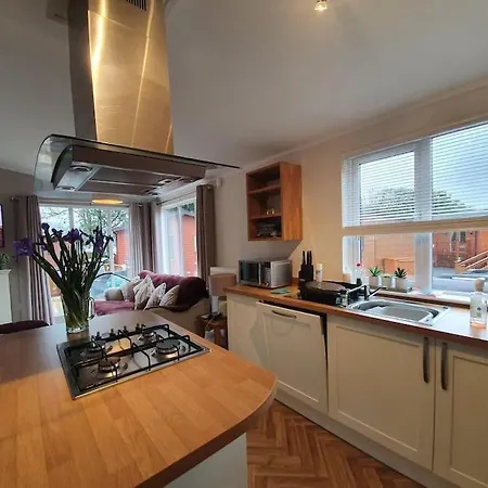 Holiday home Jaw-dropping With Hot Tub On *