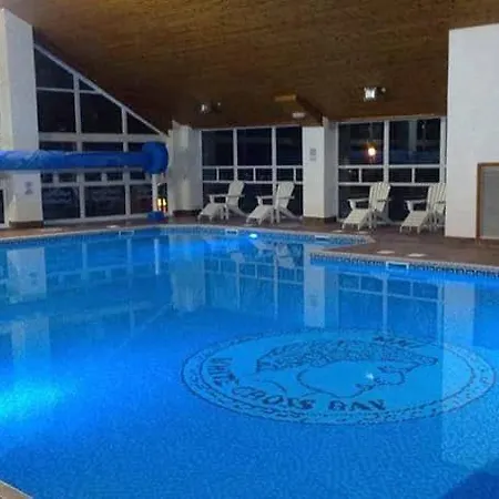 Jaw-dropping With Hot Tub On 度假居 温德米尔